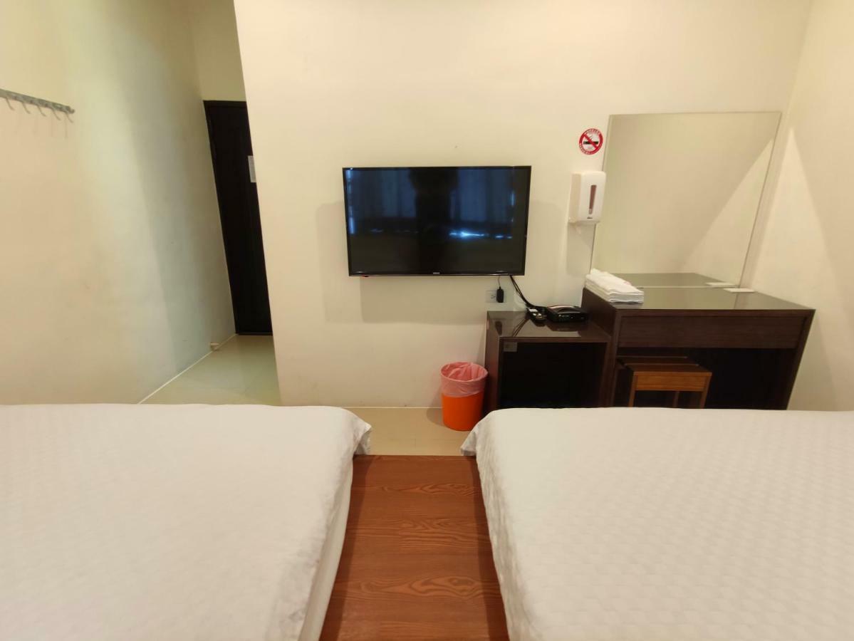 Feng Homestay Zhongpu Екстериор снимка