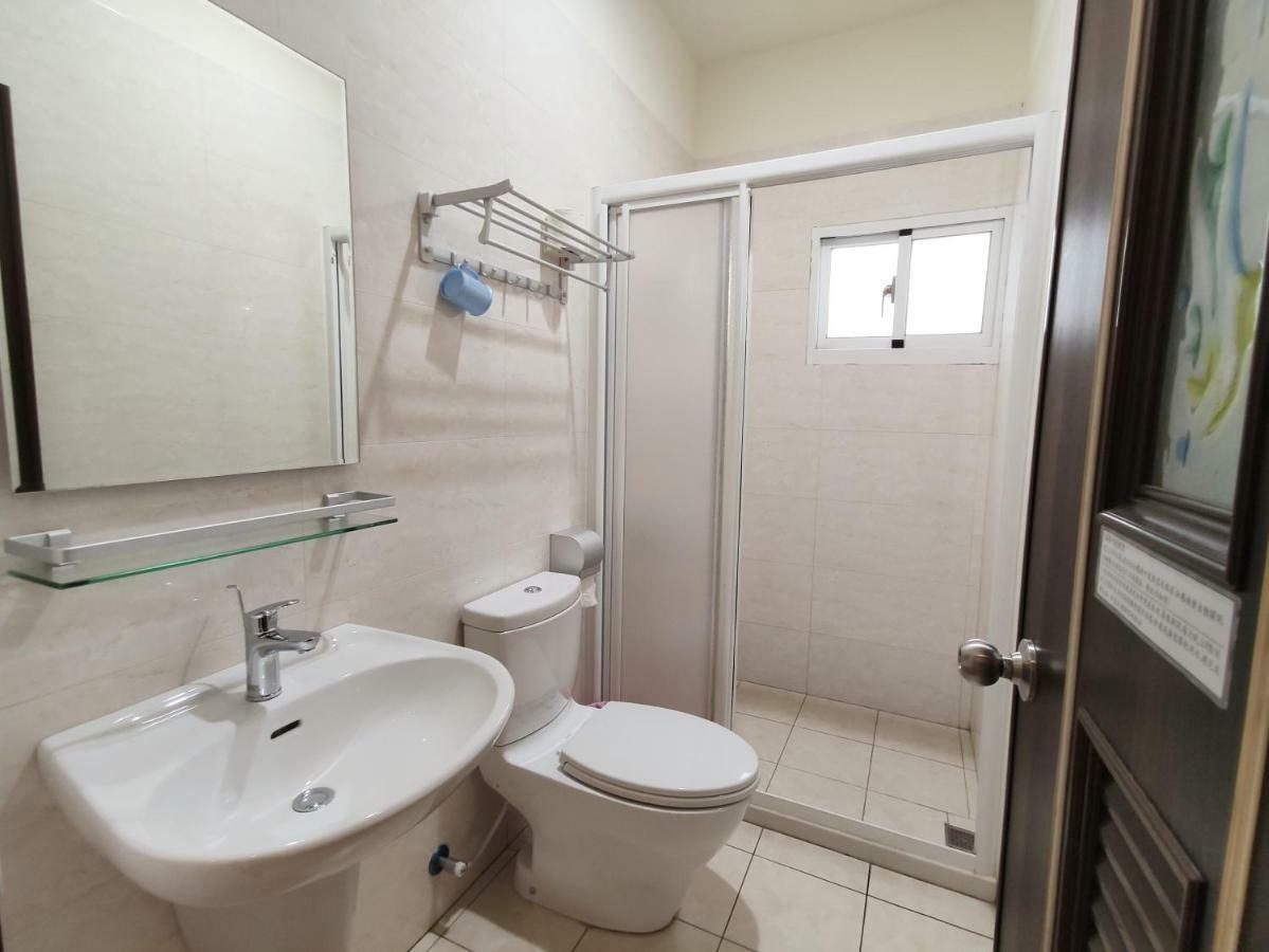 Feng Homestay Zhongpu Екстериор снимка