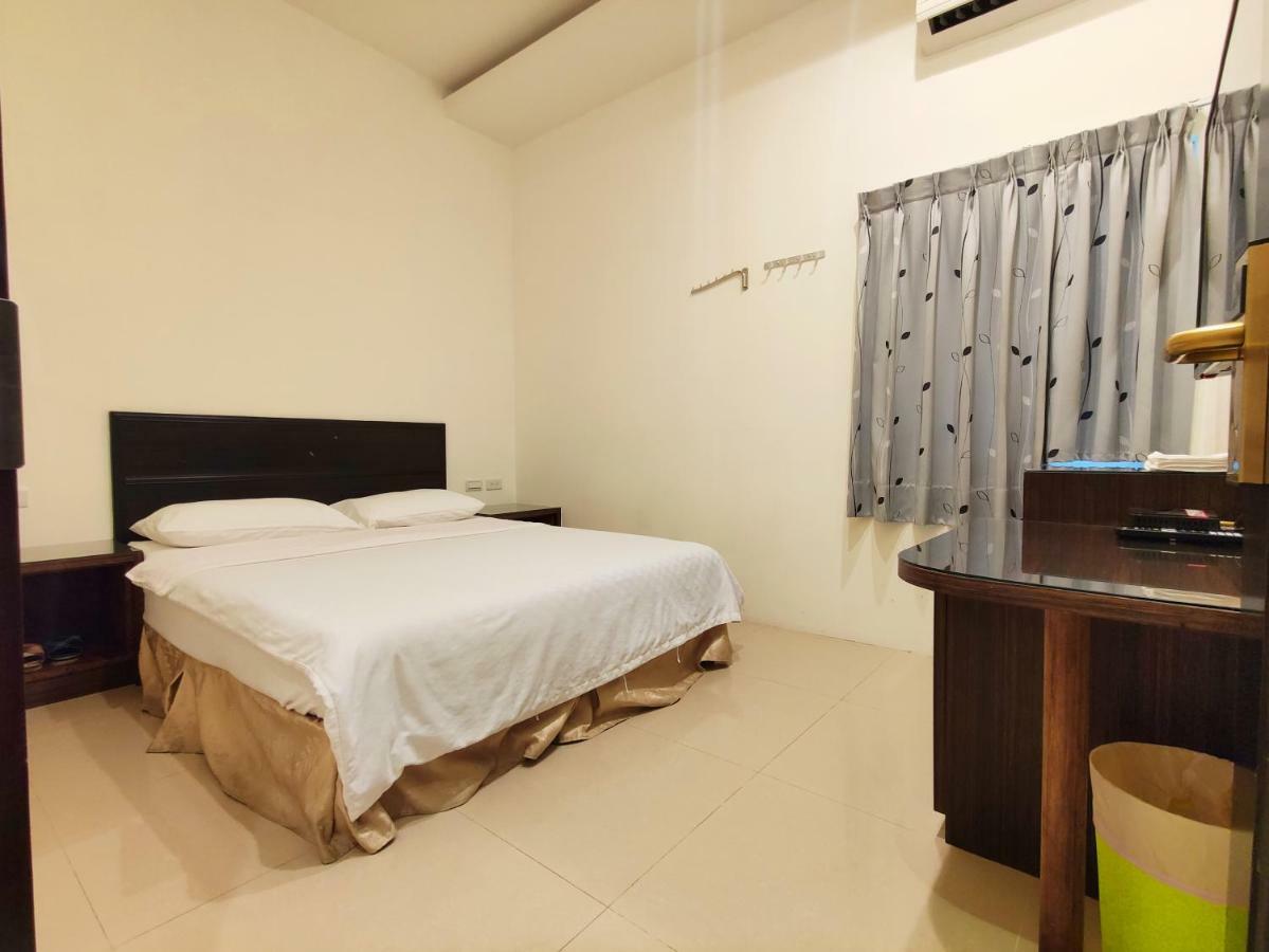 Feng Homestay Zhongpu Екстериор снимка